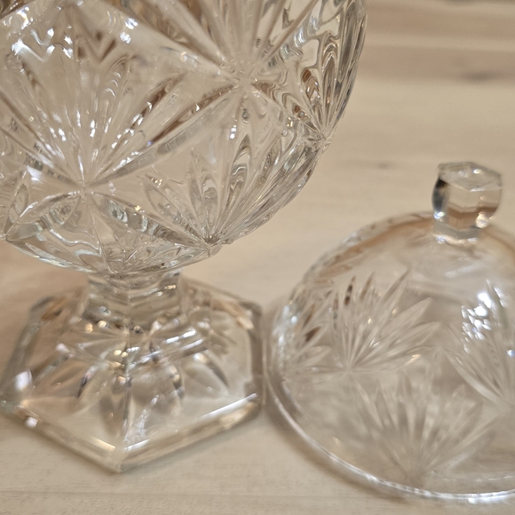 Vintage Egg Shape Cut Crystal Glass Candy Dish With Lid 8.5" Gorgeous - Picture 10 of 15